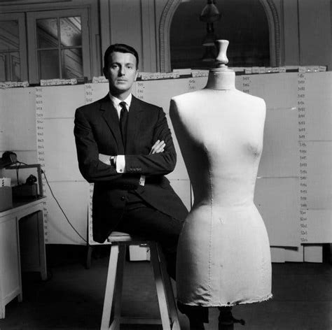 hubert de givenchy abiti|hubert de givenchy photos.